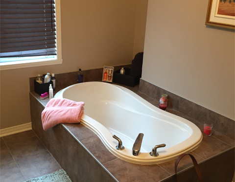 Salle de bain avant la rénovation